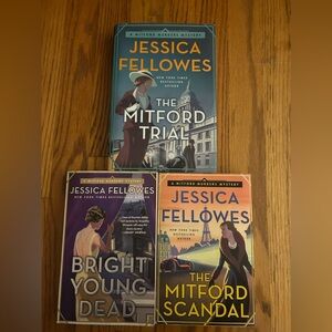 Lot of 3 Jessica Fellows « A Milford Murders Mystery » 2 Paperback, 1 Hardback